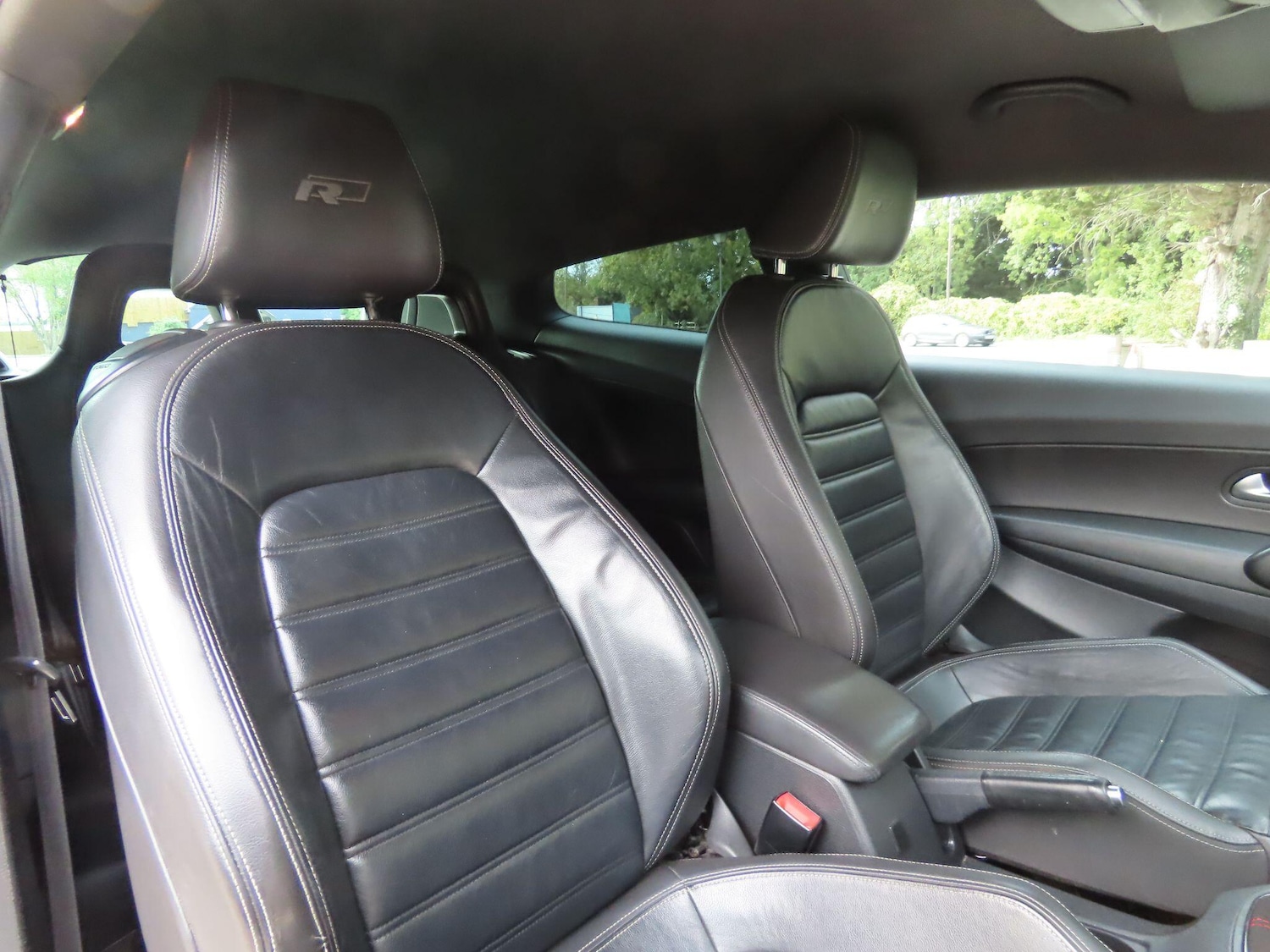 Used Volkswagen Scirocco 2013 for sale - 76109134: Photo 8