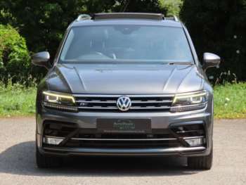 Used Volkswagen Tiguan 2016 for sale - 74990700: Photo