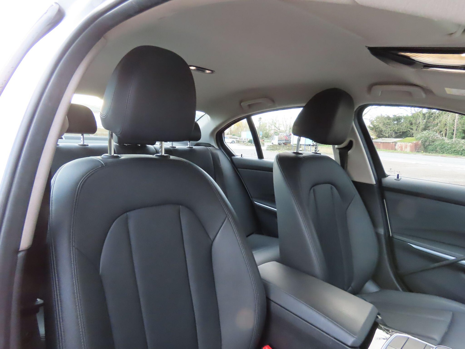 Used BMW 3 Series 2019 for sale - 76824146: Photo 9