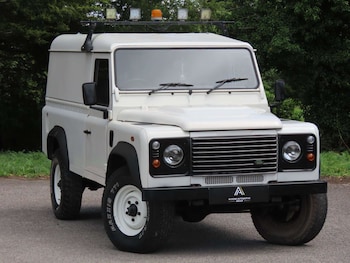 Used Land Rover Defender 2009 for sale - 79229634: Photo