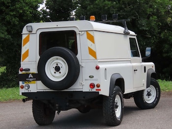 Used Land Rover Defender 2009 for sale - 79229634: Photo