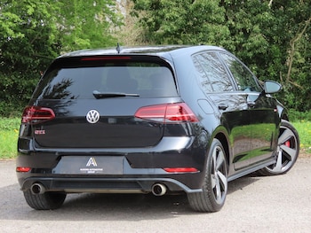 Used Volkswagen Golf 2018 for sale - 78244781: Photo