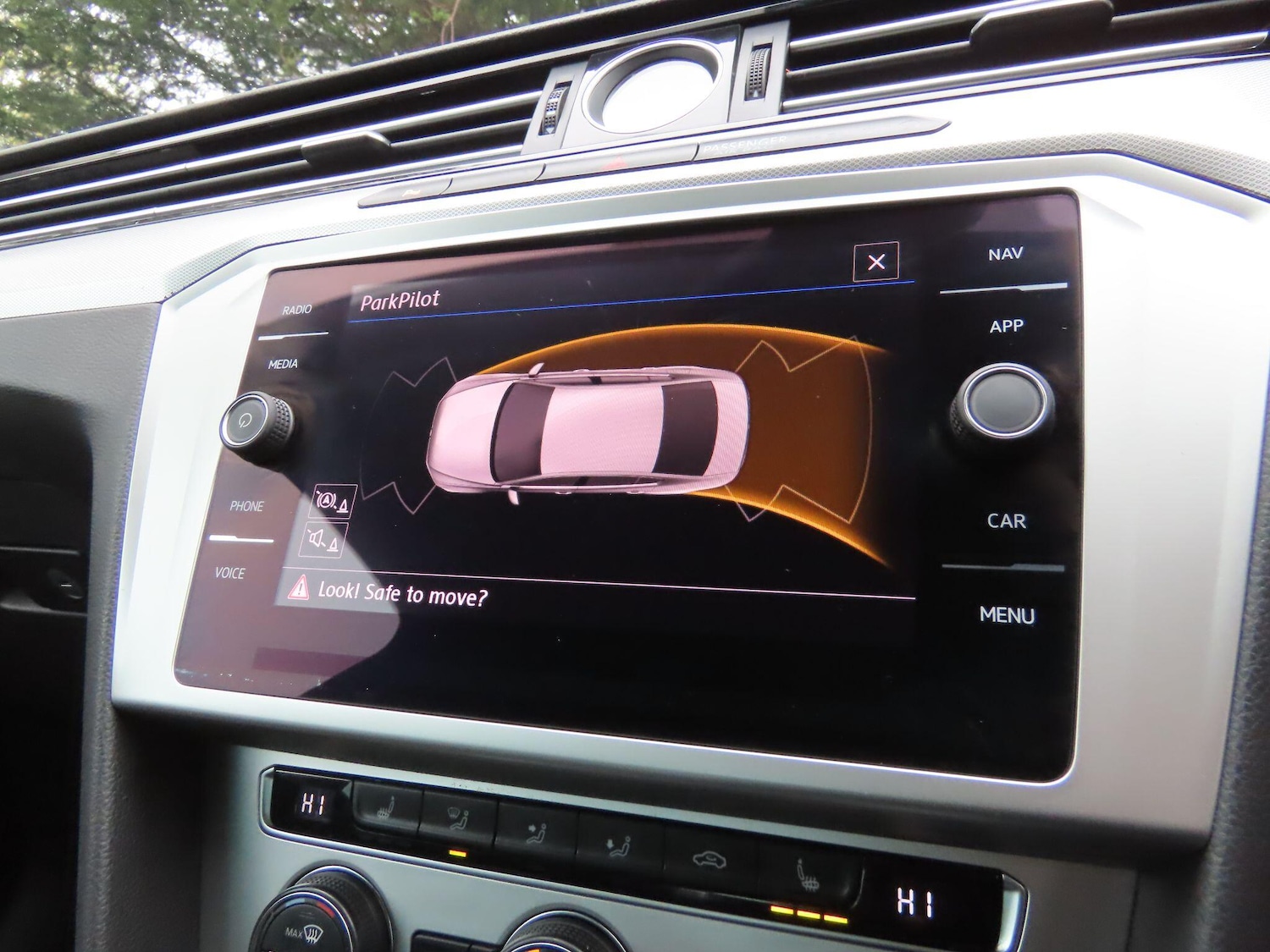 Used Volkswagen Passat 2019 for sale - 76422982: Photo 12