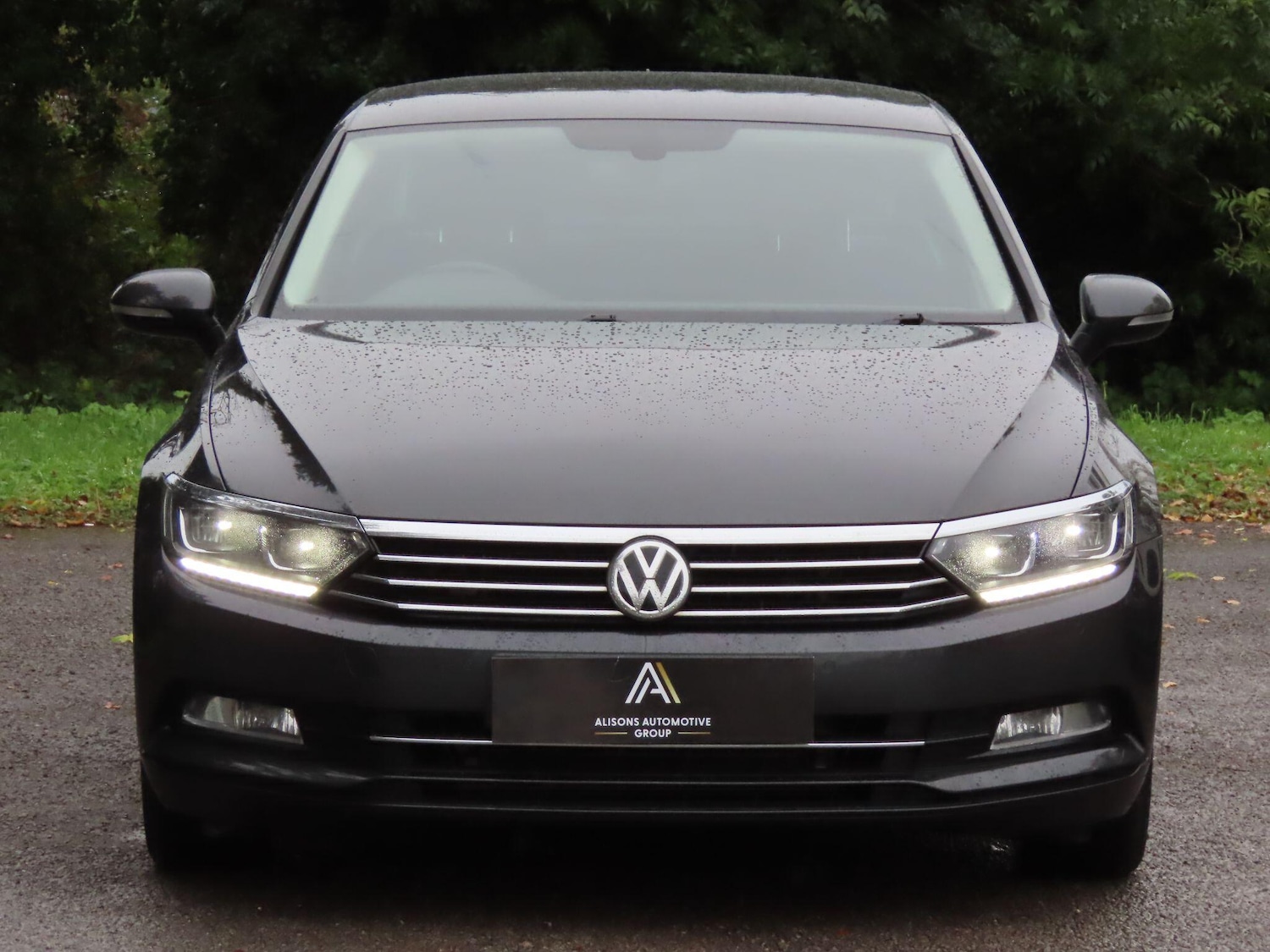 Used Volkswagen Passat 2019 for sale - 76422982: Photo 2