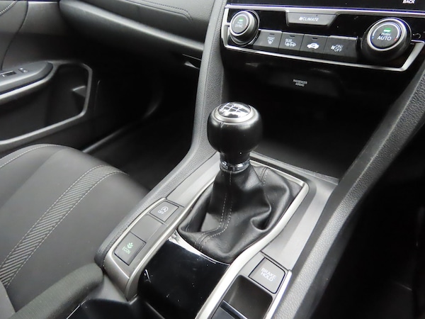 Used Honda Civic 2019 for sale - 76282816: Photo 12