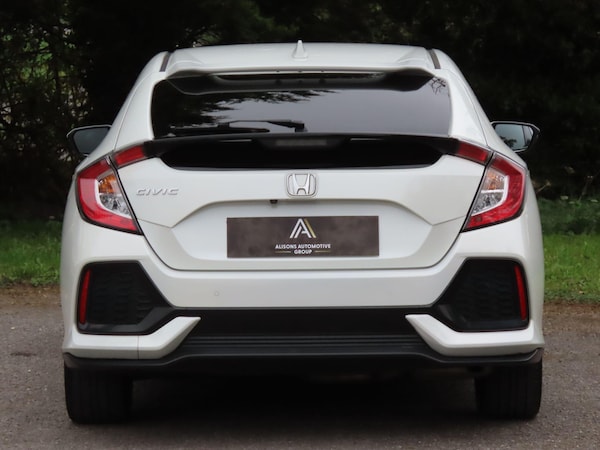 Used Honda Civic 2019 for sale - 76282816: Photo 5