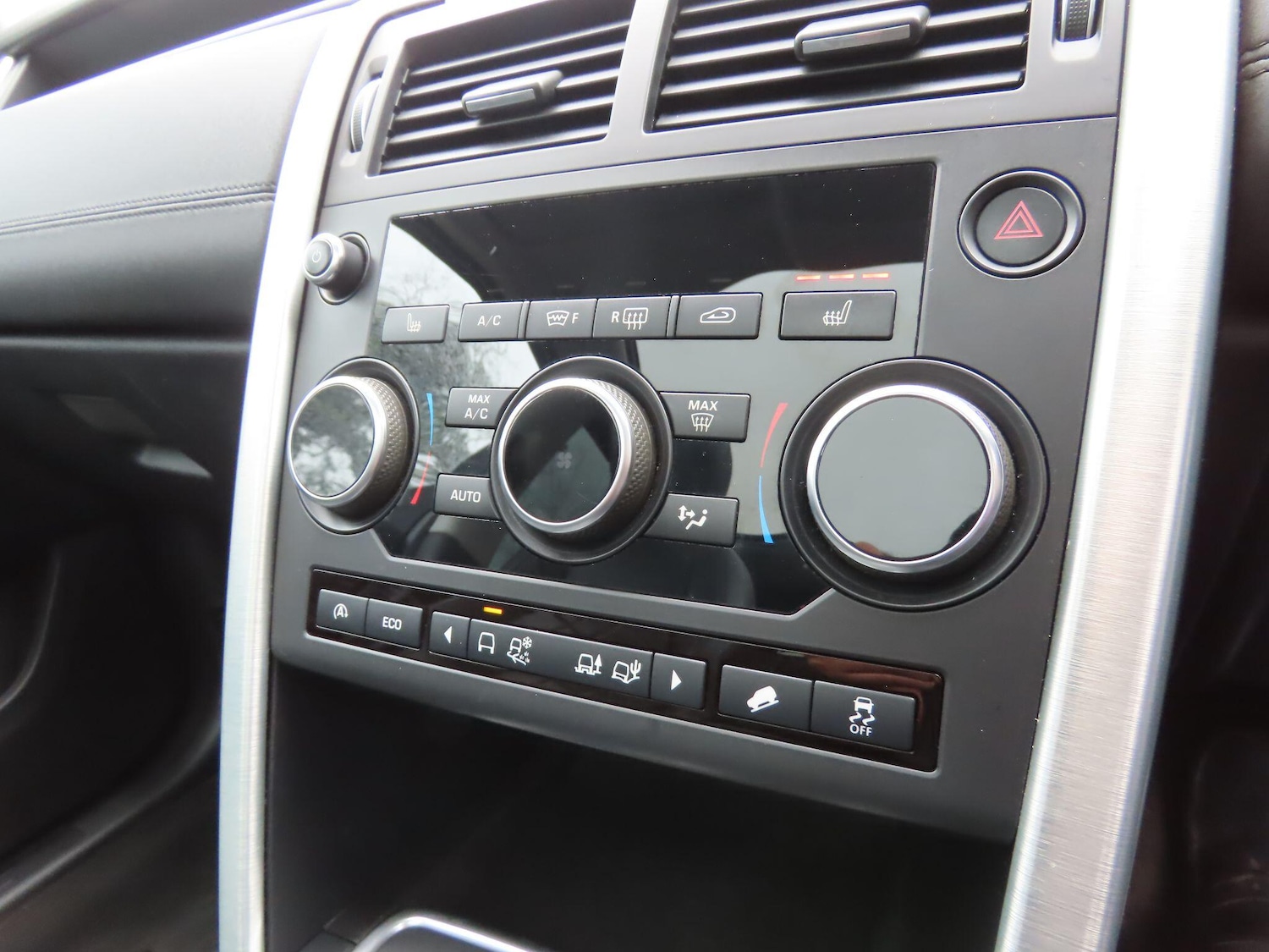 Used Land Rover Discovery Sport 2016 for sale - 77909412: Photo 14