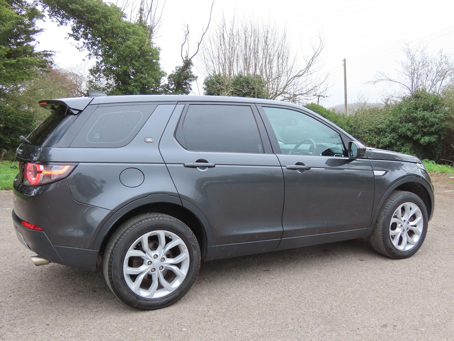 Used Land Rover Discovery Sport 2016 for sale - 77909412: Photo 4