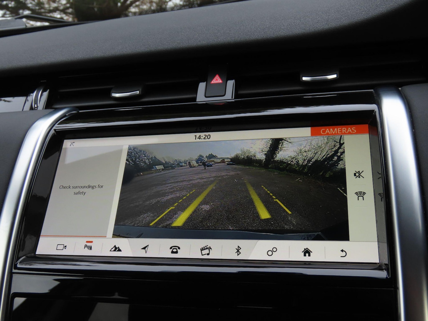 Used Land Rover Discovery Sport 2019 for sale - 77331681: Photo 12