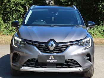 Used Renault Captur 2023 for sale - 79461017: Photo