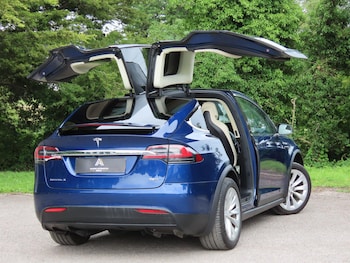 Used Tesla Model X 2018 for sale - 78902243: Photo