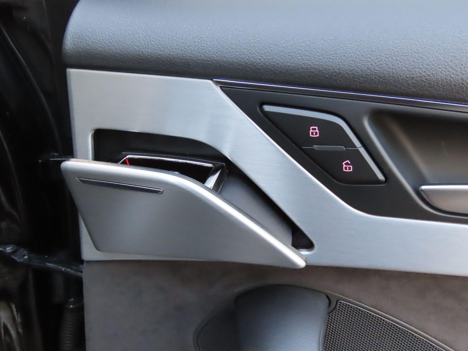 Used Audi A8 2017 for sale - 76823990: Photo 21