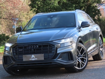 Audi - Q8