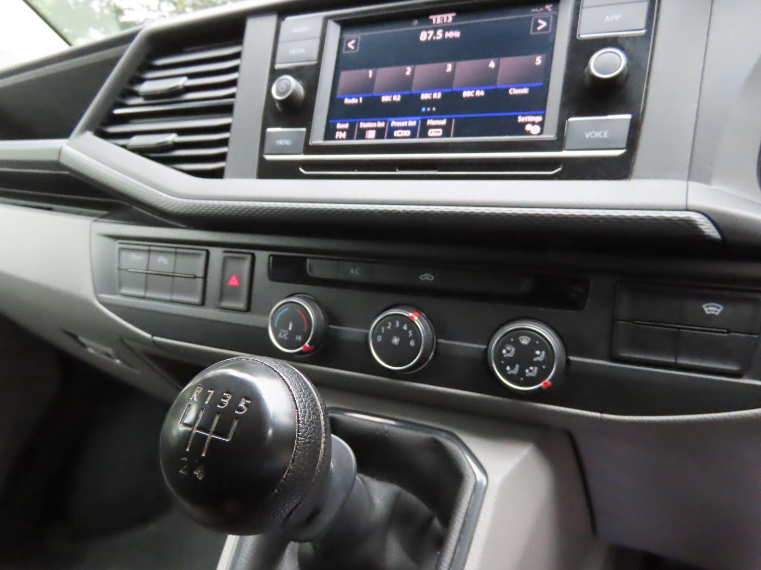 Used Volkswagen Transporter 2023 for sale - 76284157: Photo 13