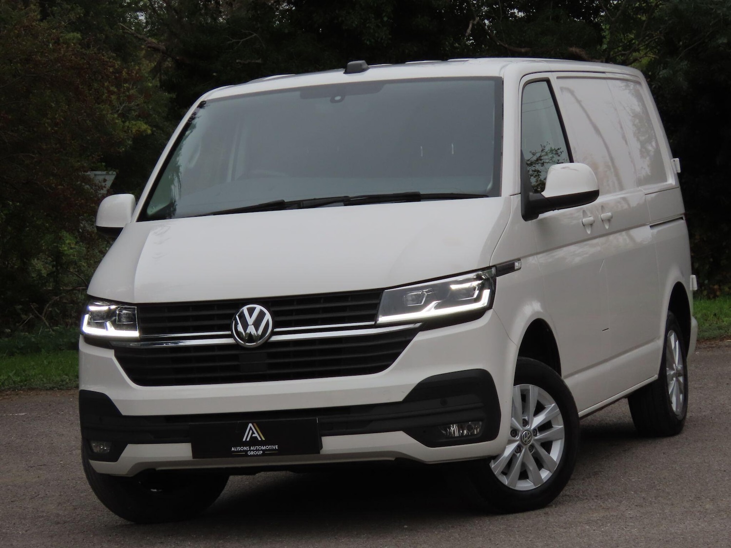 Used Volkswagen Transporter 2023 for sale - 76284157: Photo 2