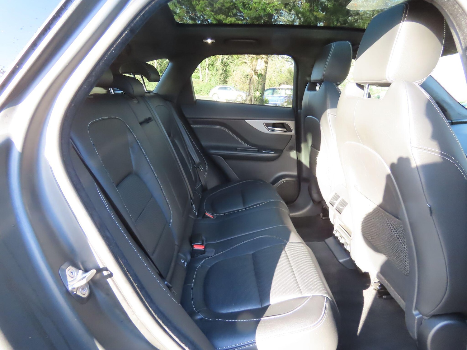 Used Jaguar F-Pace 2019 for sale - 76786863: Photo 10