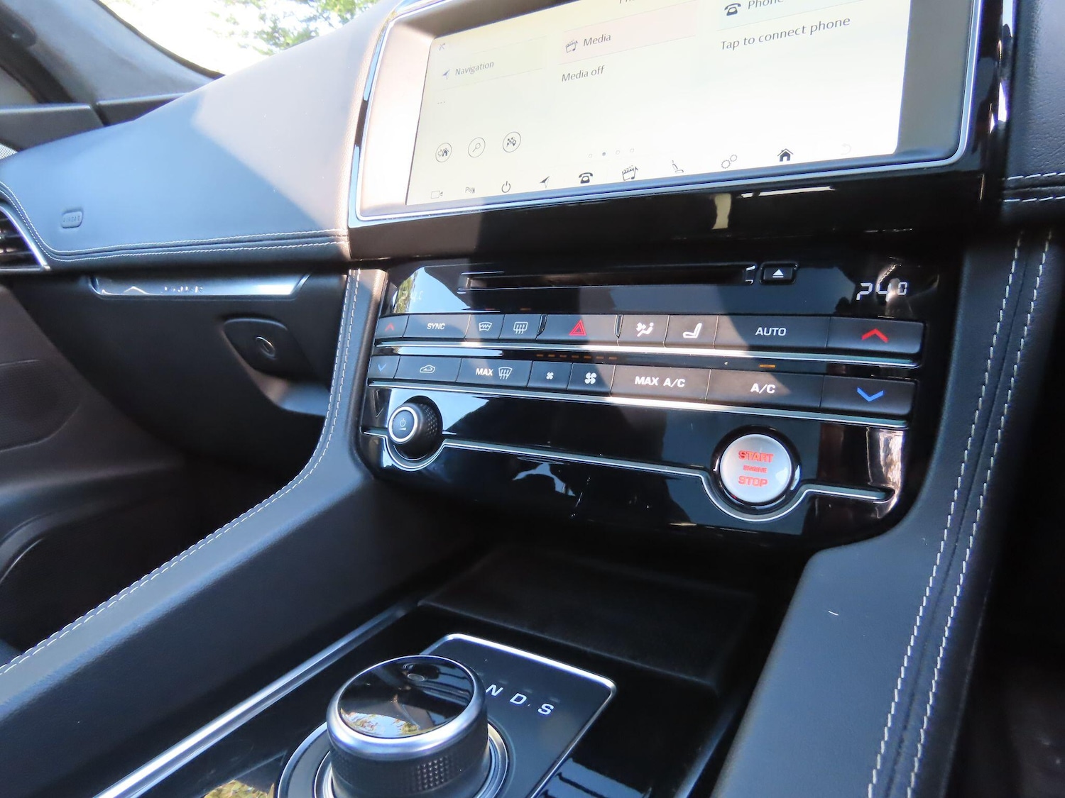 Used Jaguar F-Pace 2019 for sale - 76786863: Photo 14