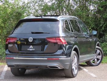 Used Volkswagen Tiguan Allspace 2021 for sale - 78348116: Photo