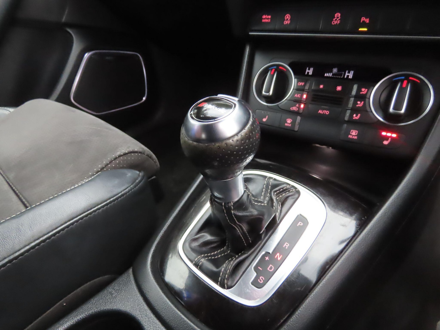 Used Audi Q3 2017 for sale - 77442170: Photo 14