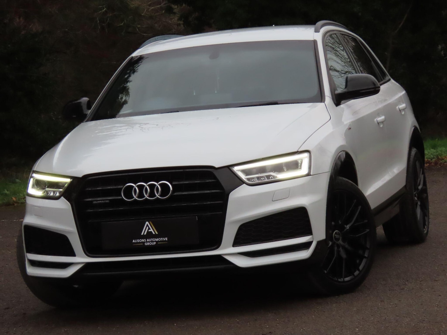 Used Audi Q3 2017 for sale - 77442170: Photo 2