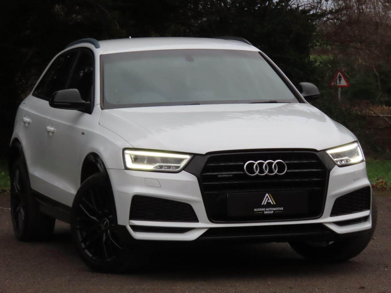Used Audi Q3 2017 for sale - 77442170: Photo 4