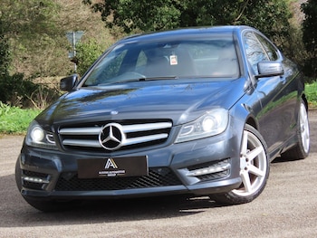 Used Mercedes-Benz C Class 2013 for sale - 77853793: Photo