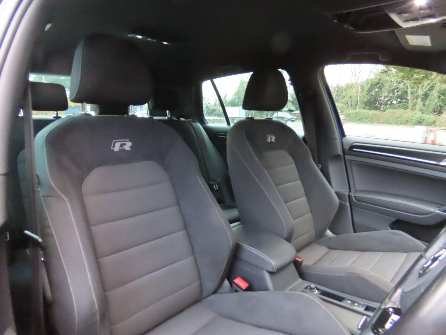 Used Volkswagen Golf 2019 for sale - 77484530: Photo 9