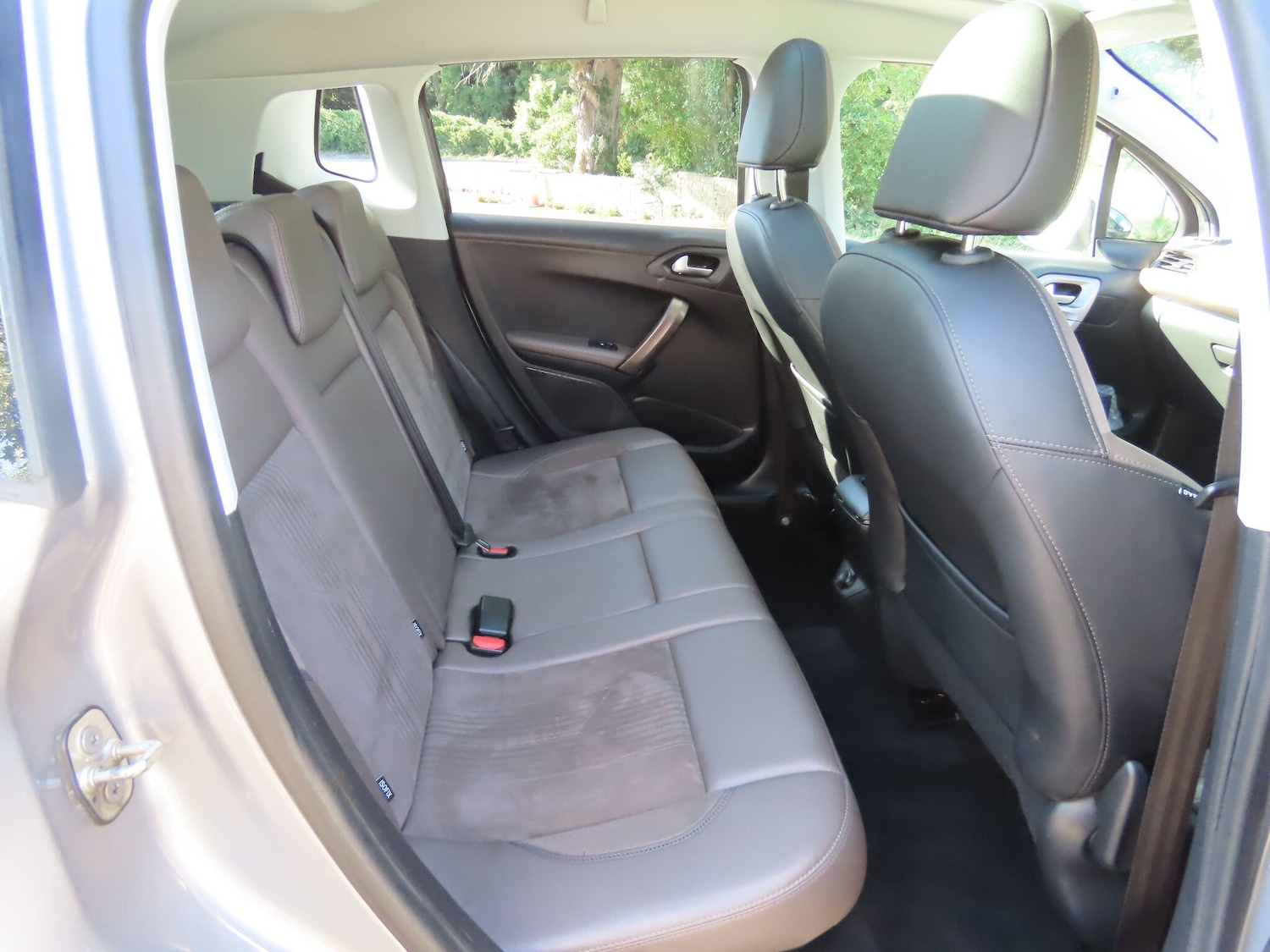 Used Peugeot 2008 2016 for sale - 77163540: Photo 9