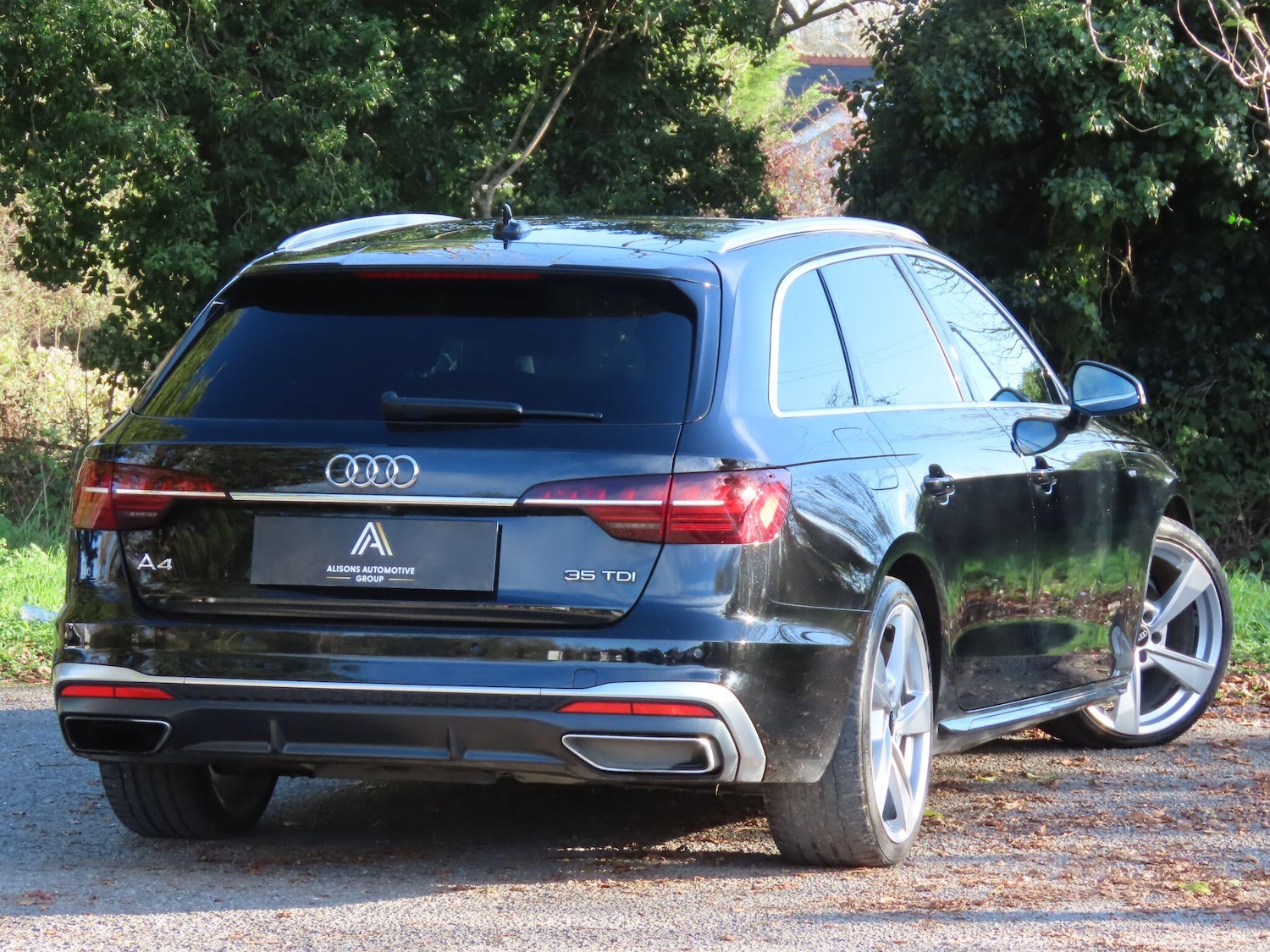 Used Audi A4 2021 for sale - 76619947: Photo 4