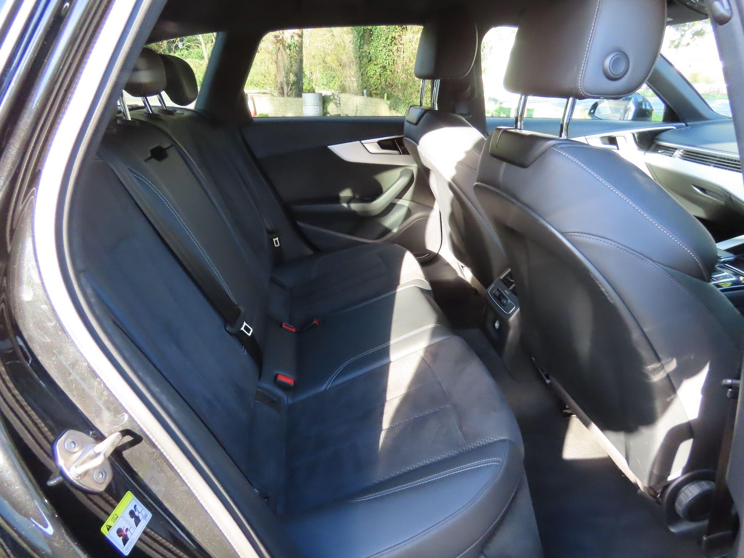 Used Audi A4 2021 for sale - 76619947: Photo 9