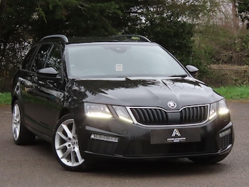 Used Skoda Octavia 2017 for sale - 77882390: Photo