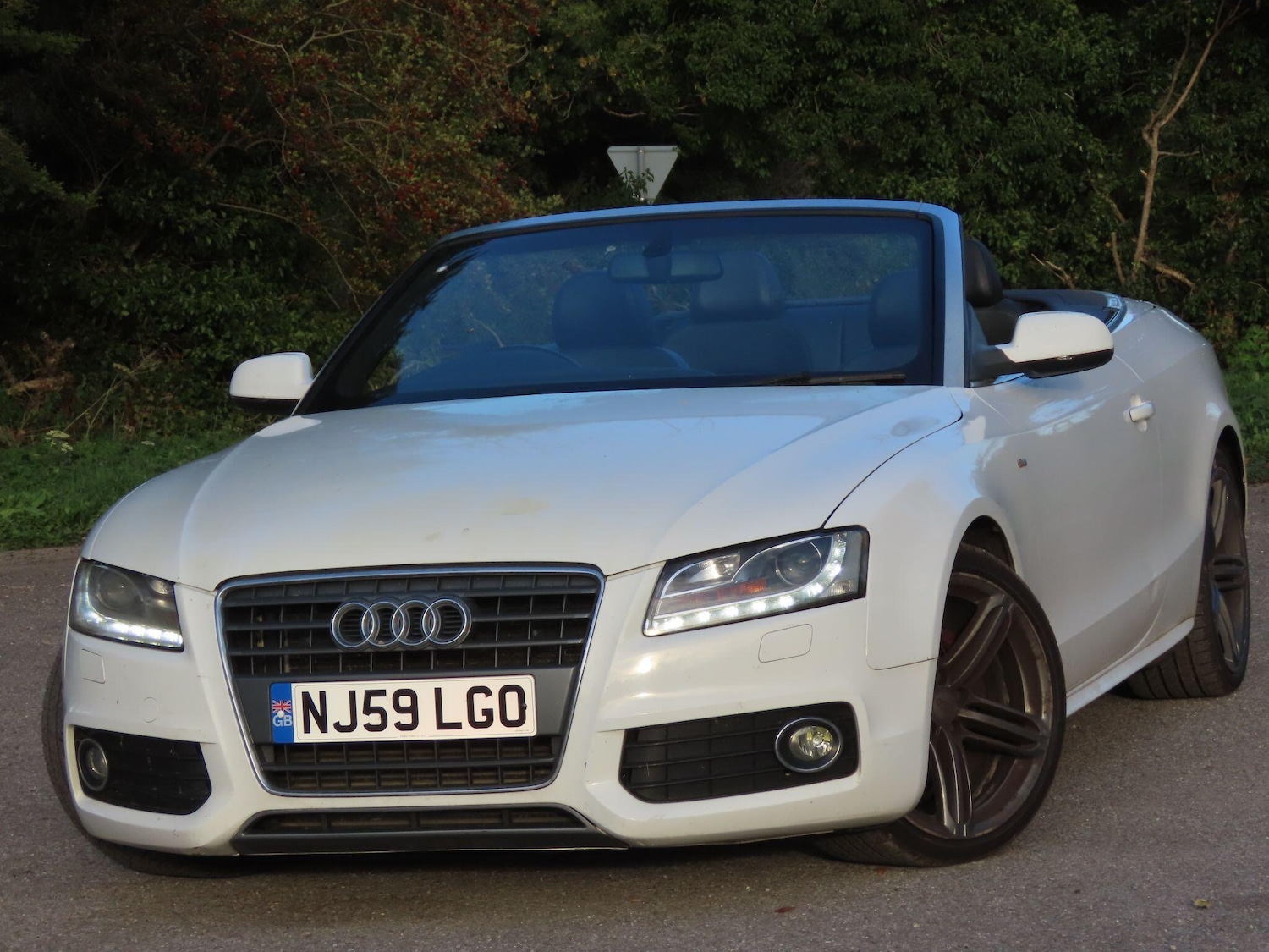 Used Audi A5 Cabriolet 2009 for sale - 76122720: Photo 1