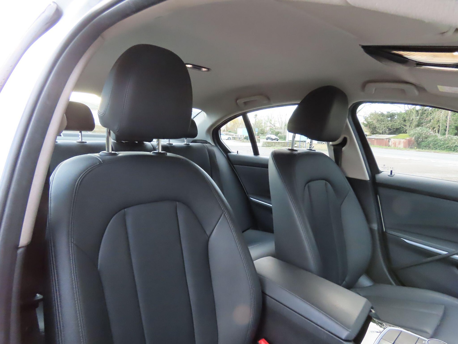 Used BMW 3 Series 2019 for sale - 77442168: Photo 8