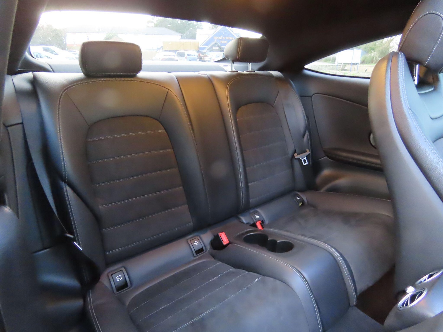 Used Mercedes-Benz C Class 2020 for sale - 76898554: Photo 10