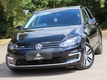 Used Volkswagen Golf 2018 for sale - 79647737: Photo