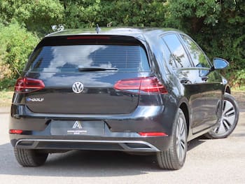 Used Volkswagen Golf 2018 for sale - 79647737: Photo