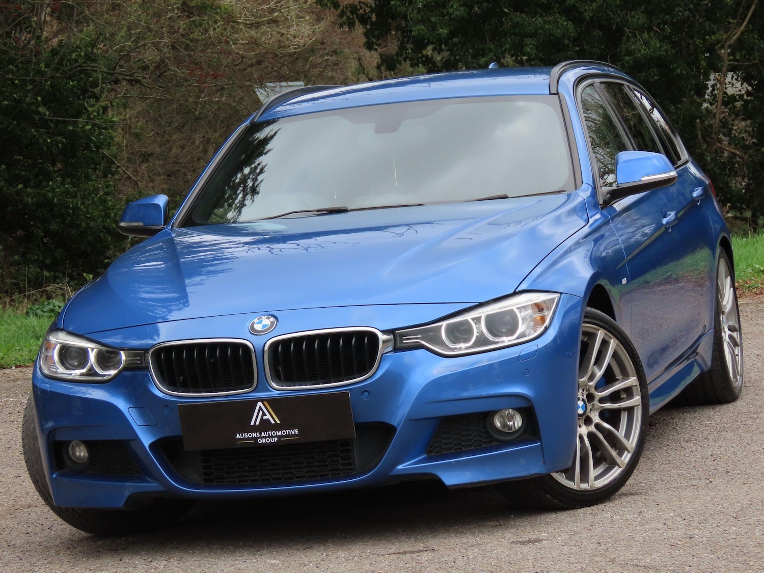 Used BMW 3 Series 2014 for sale - 77683302: Photo 2