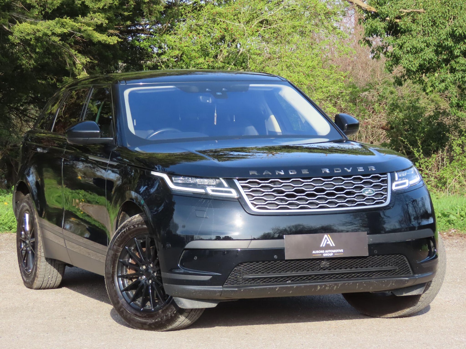 Used Land Rover Range Rover Velar 2017 for sale - 77994026: Photo 3