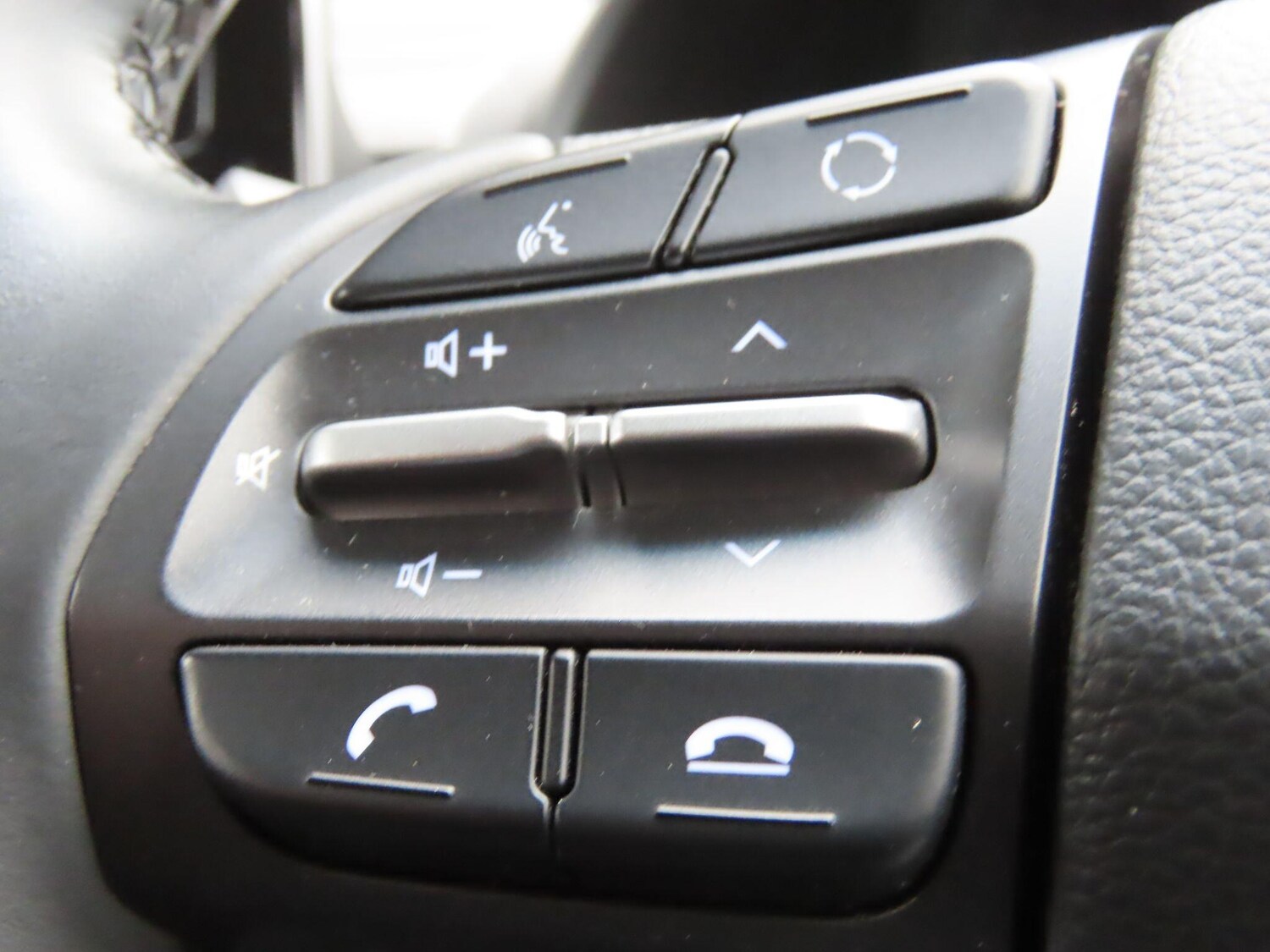 Used Hyundai KONA 2021 for sale - 76549960: Photo 15