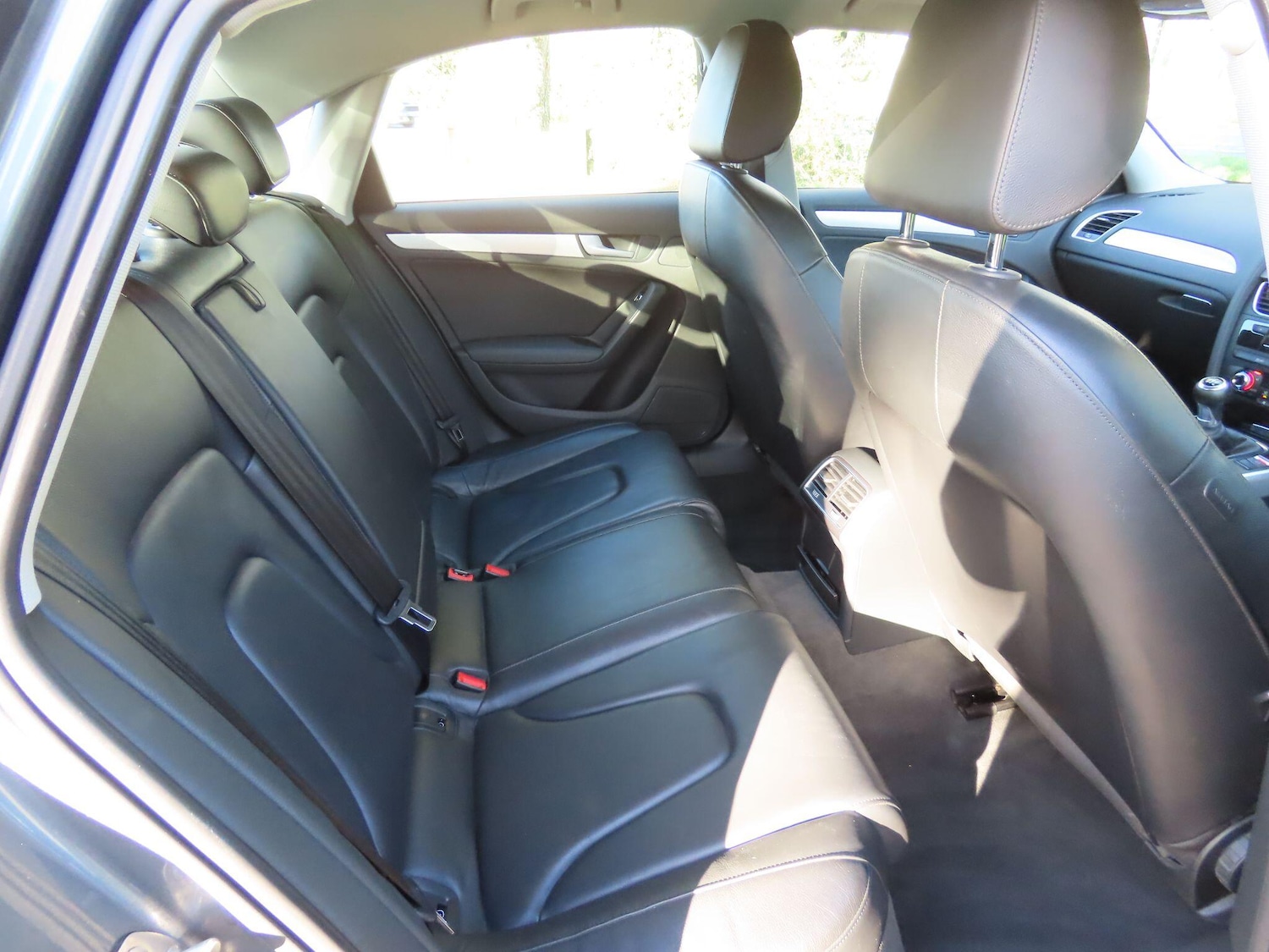 Used Audi A4 2013 for sale - 76607159: Photo 9