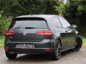 Used Volkswagen Golf 2014 for sale - 76472184: Photo
