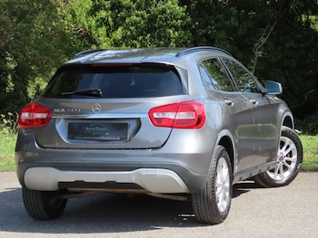 Used Mercedes-Benz GLA 2017 for sale - 75884605: Photo
