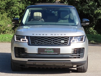 Used Land Rover Range Rover 2019 for sale - 76990068: Photo
