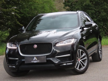 Used Jaguar F-Pace 2018 for sale - 78245352: Photo