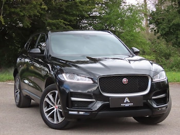 Used Jaguar F-Pace 2018 for sale - 78245352: Photo