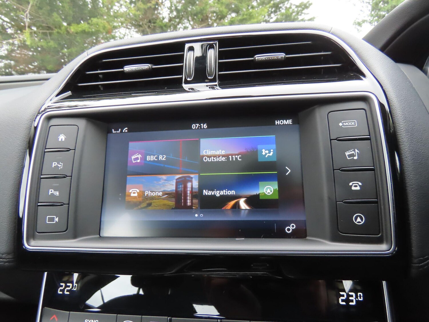 Used Jaguar XE 2017 for sale - 77909399: Photo 10