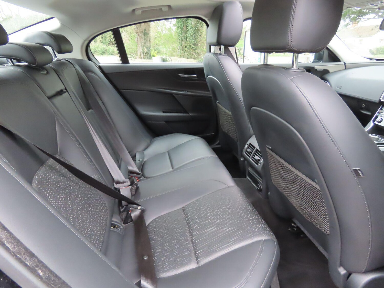 Used Jaguar XE 2017 for sale - 77909399: Photo 9