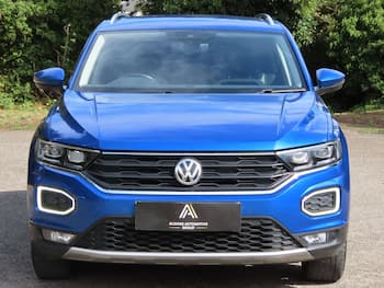 Used Volkswagen T-Roc 2018 for sale - 79680409: Photo
