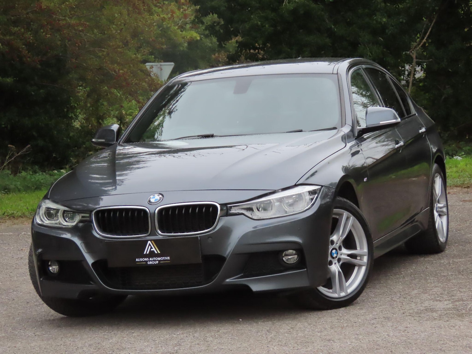 Used BMW 3 Series 2016 for sale - 76990938: Photo 2