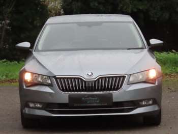 Used Skoda Superb 2018 for sale - 72850819: Photo